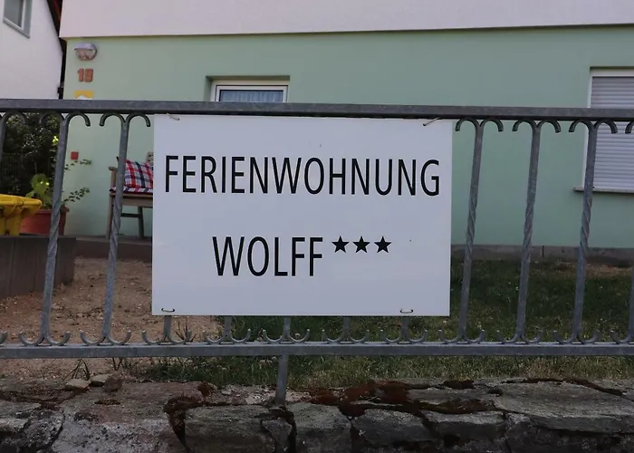 Wolff, Lägenhet